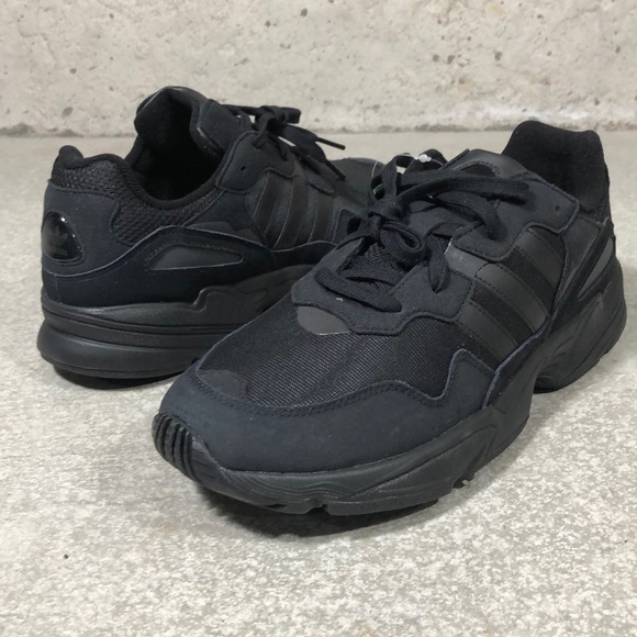adidas yung triple black